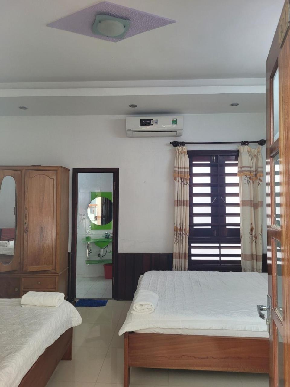 Hostel Ngoc Lien Туй Хоа Екстериор снимка