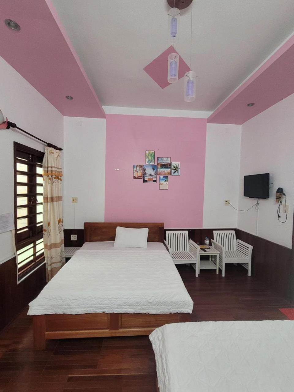 Hostel Ngoc Lien Туй Хоа Екстериор снимка